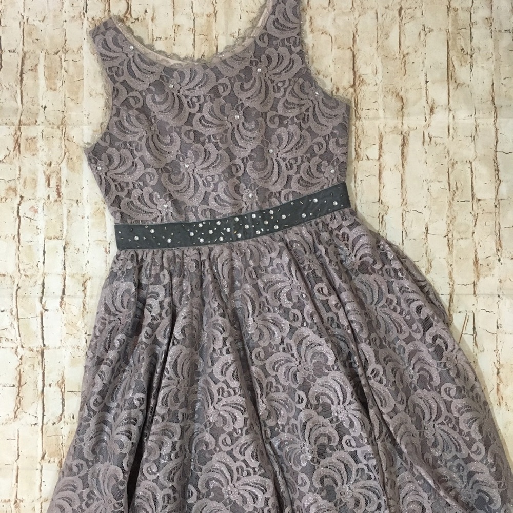Biscotti Girl’s Silver Gray Lace Dress Size 10